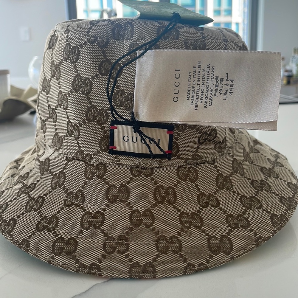 Gucci-AUTHENTIC Reversible Bucket Hat